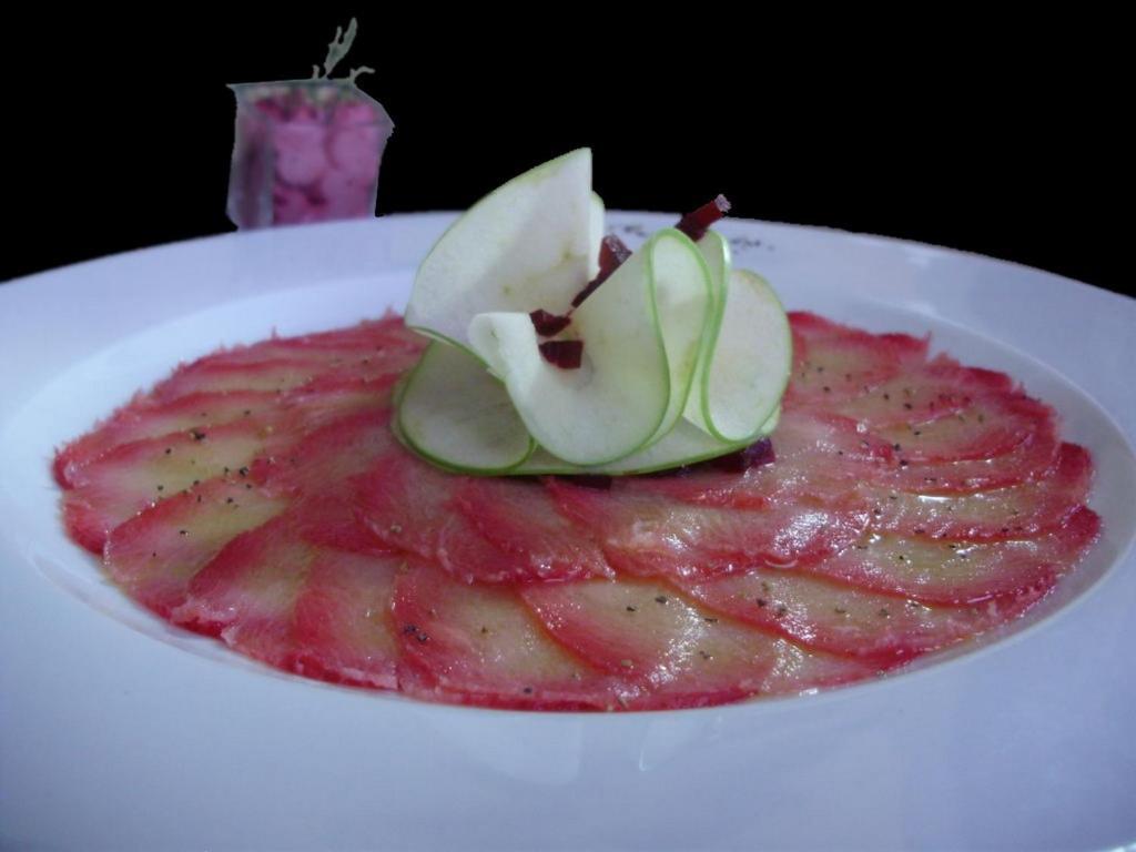 Hotel Restaurant Tivoli - Basel Airport อูแน็งก์ ภายนอก รูปภาพ