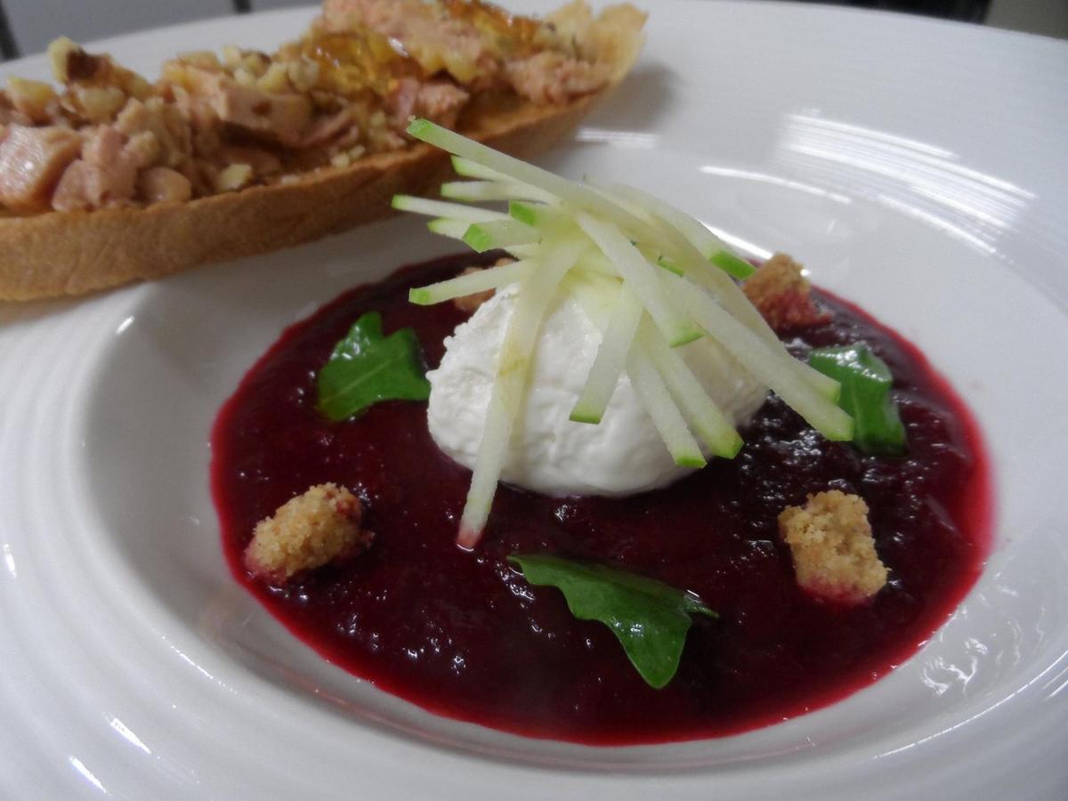 Hotel Restaurant Tivoli - Basel Airport อูแน็งก์ ภายนอก รูปภาพ